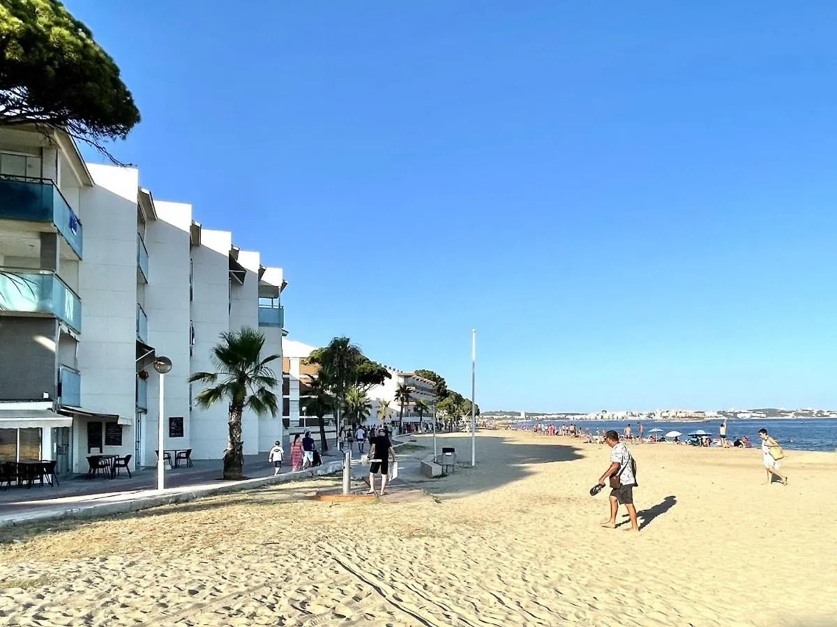 Apartbeach Fabiola Vistas Playa Y Climatizado Cambrils