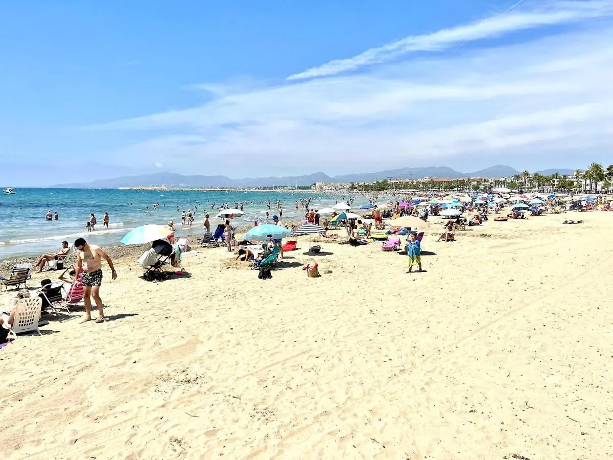 Apartbeach Fabiola Vistas Playa Y Climatizado Cambrils 0*,  Spain